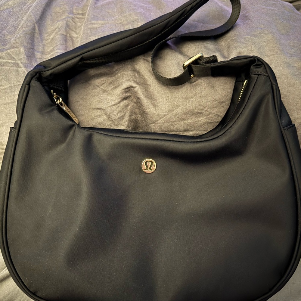 Lululemon Black Shoulder Bag
